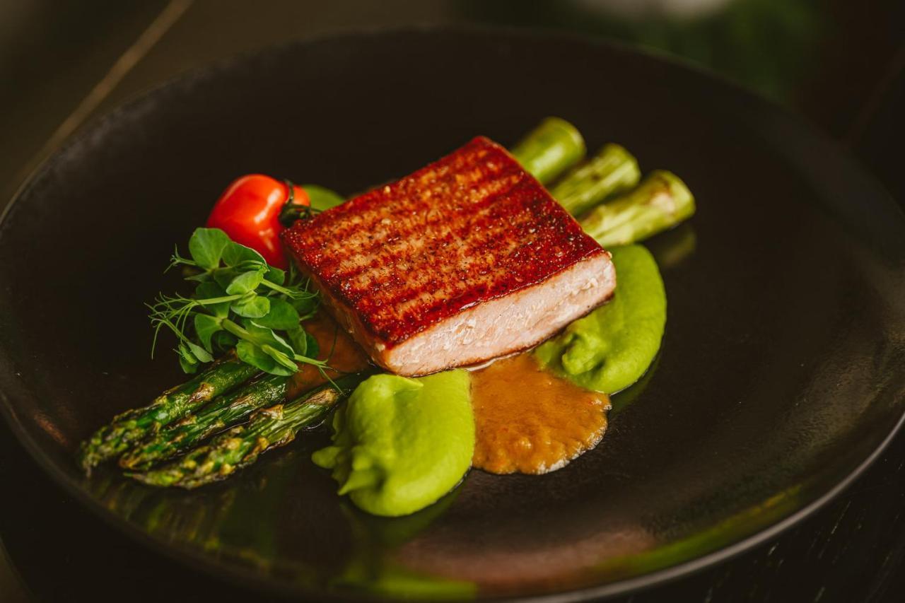 Promenade Hotel Liepaja Ngoại thất bức ảnh A modern take on a traditional dish
